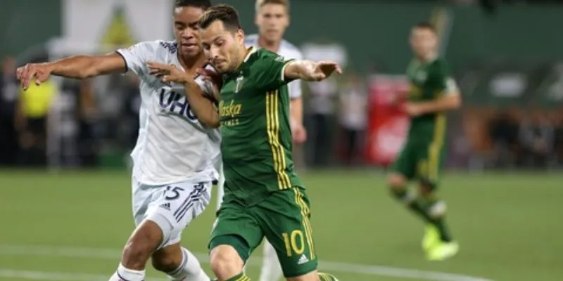 Khám phá lịch sử đối đầu của 2 đội